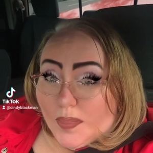 Meet your Posher, Cindy